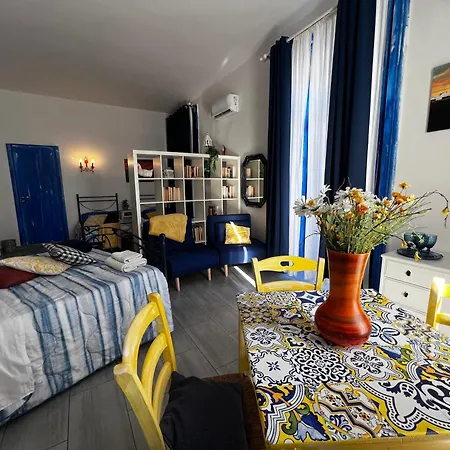 Da Vivere Giudecca Affittacamere Napoli