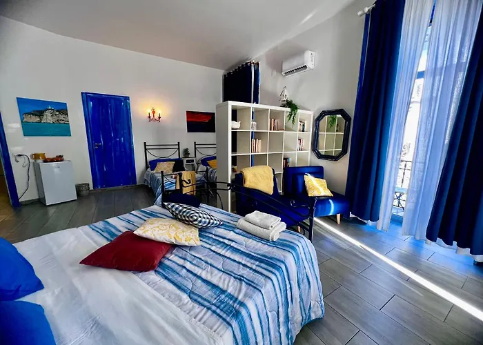 Da Vivere Giudecca 3* ナポリ